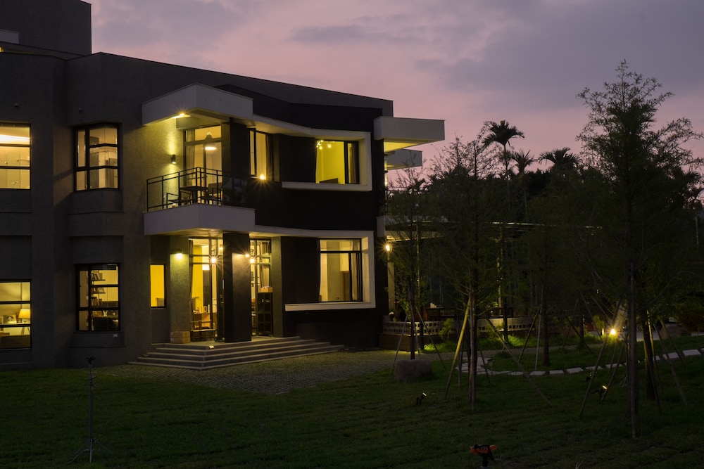 Chosenone Private Guest House