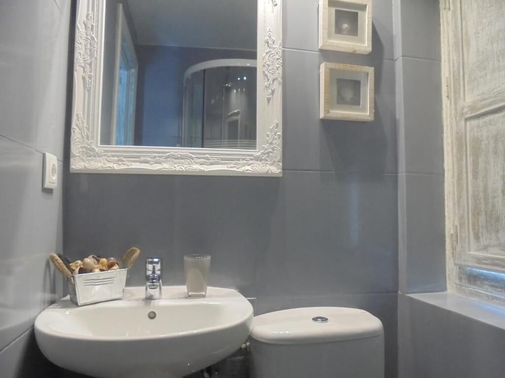 TAK Boutique Marbella Old Town with Parking