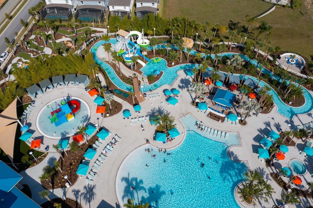 Stunning 5Bd w/ Pool @ Windsor Island Resort 3814