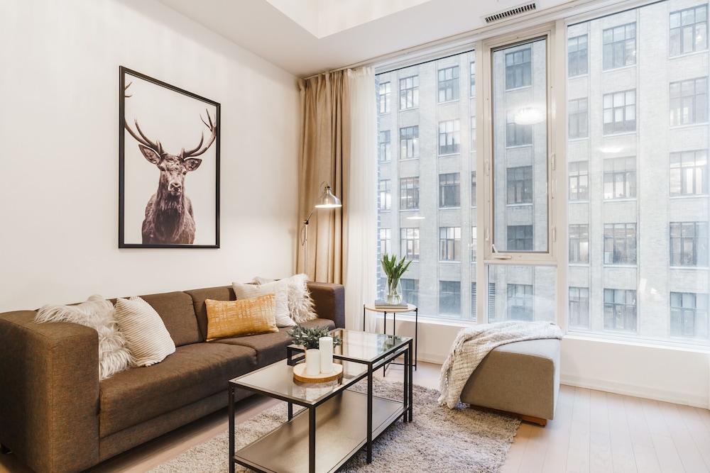 Sarkar Suites - Peter Street - Image 3