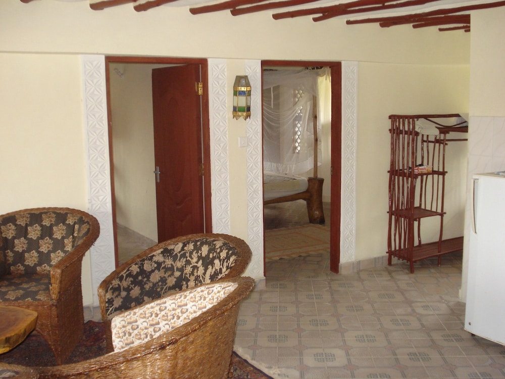 Coconut Beach Apartments