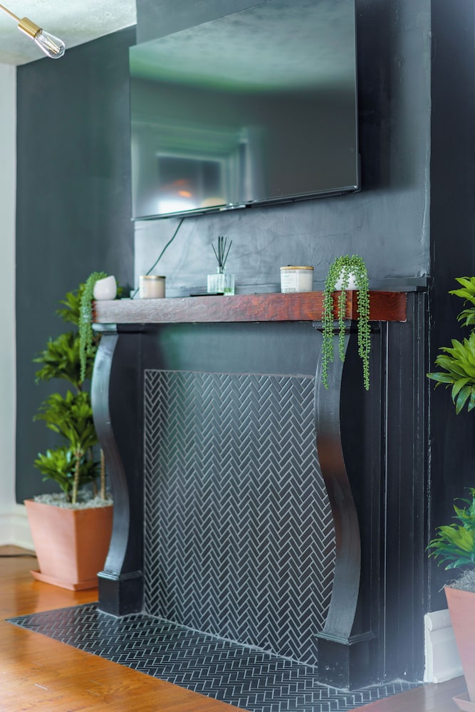 Jungle House Boutique Suites – Short North & Convention Center