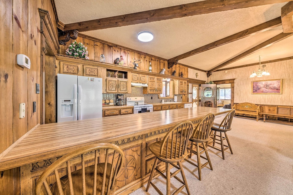 House of Angels Retreat w/ Deck Near Winter Park view 3