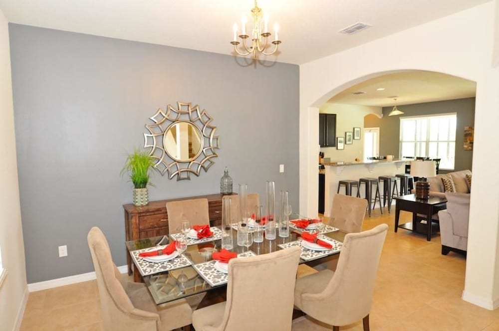 227 Watersong House 5 Bedroom by Florida Star