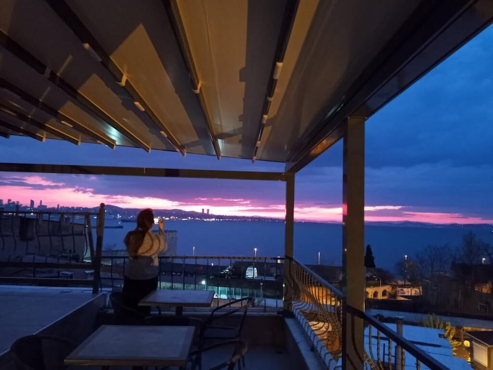 Spinel Hotel - Image 82