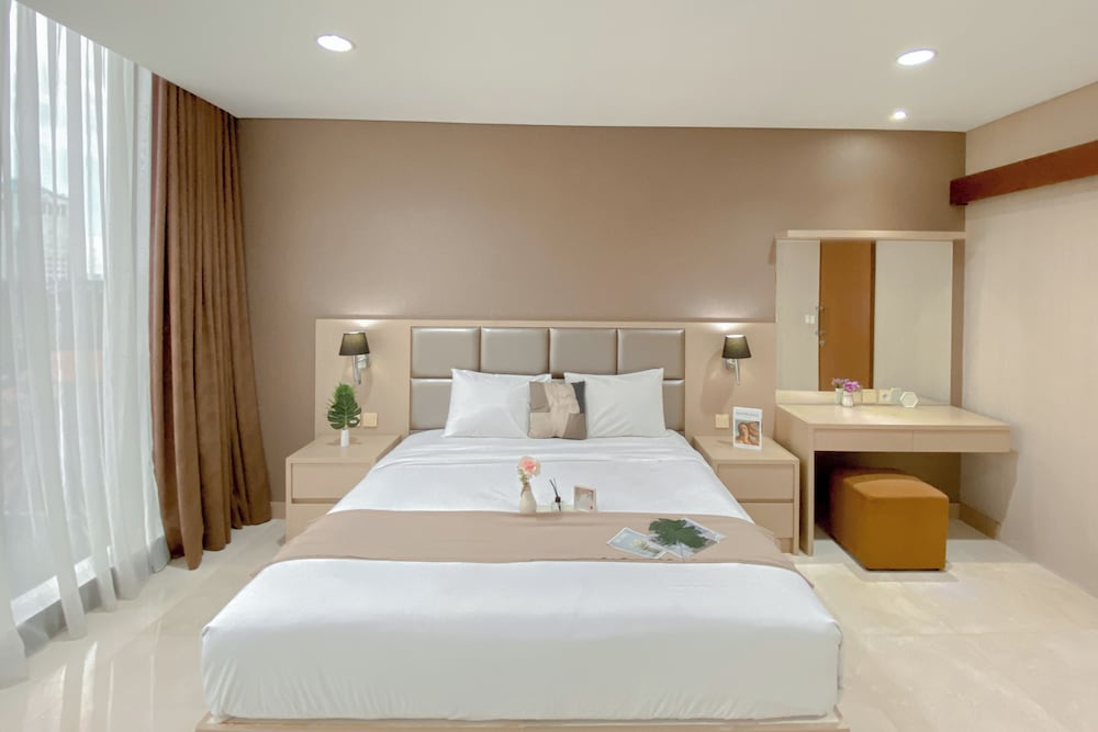 Spacious And Comfy 1Br At L'Avenue Pancoran Apartment