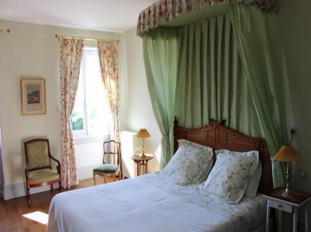 Chambres d'hôtes - Château de la Plante view 5