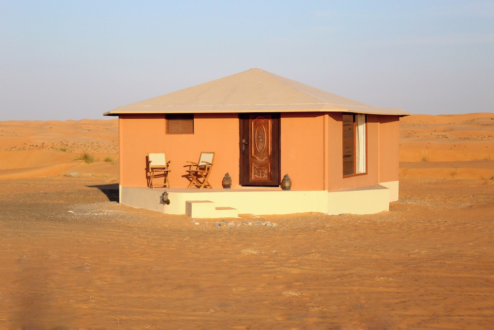 Silent Dunes Camp