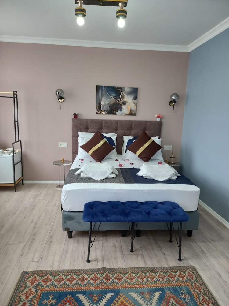 Emirhan Inn Apartment & Suites - Image 28