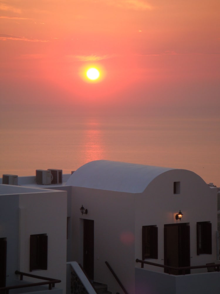 Hotel Dream Island Hotel - Image 1