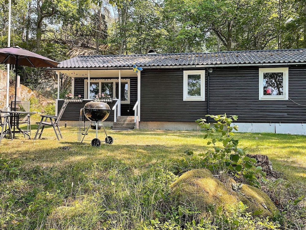 6 Person Holiday Home in Rimforsa-by Traum