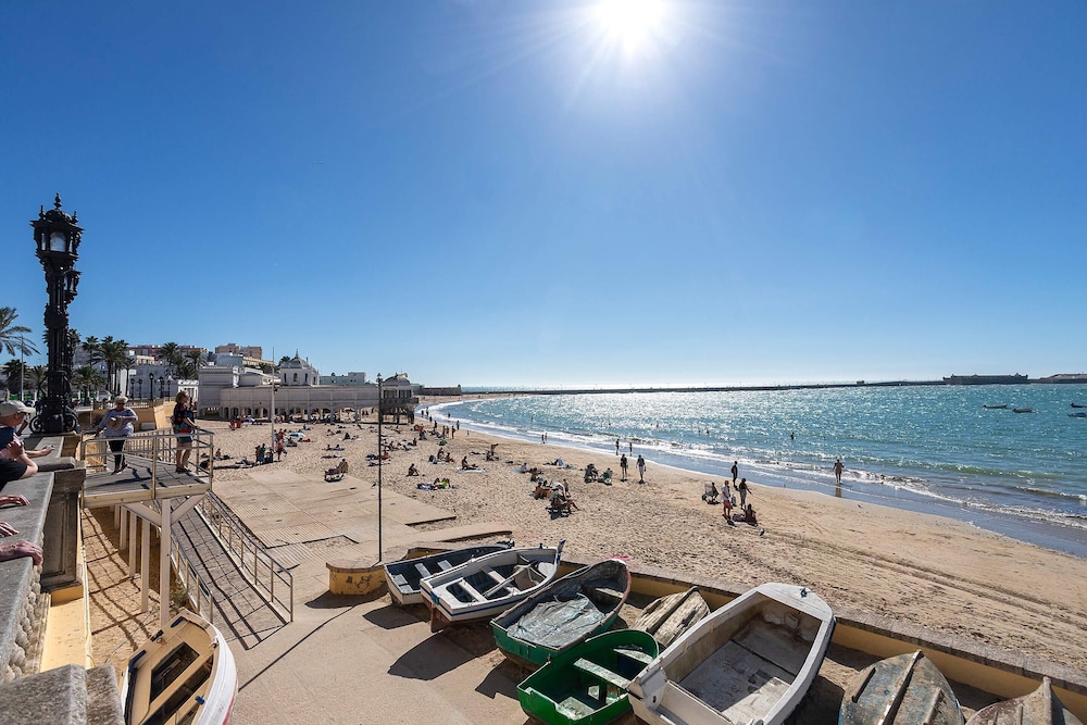 Exclusive Apartment in Cádiz. Patrocinio I