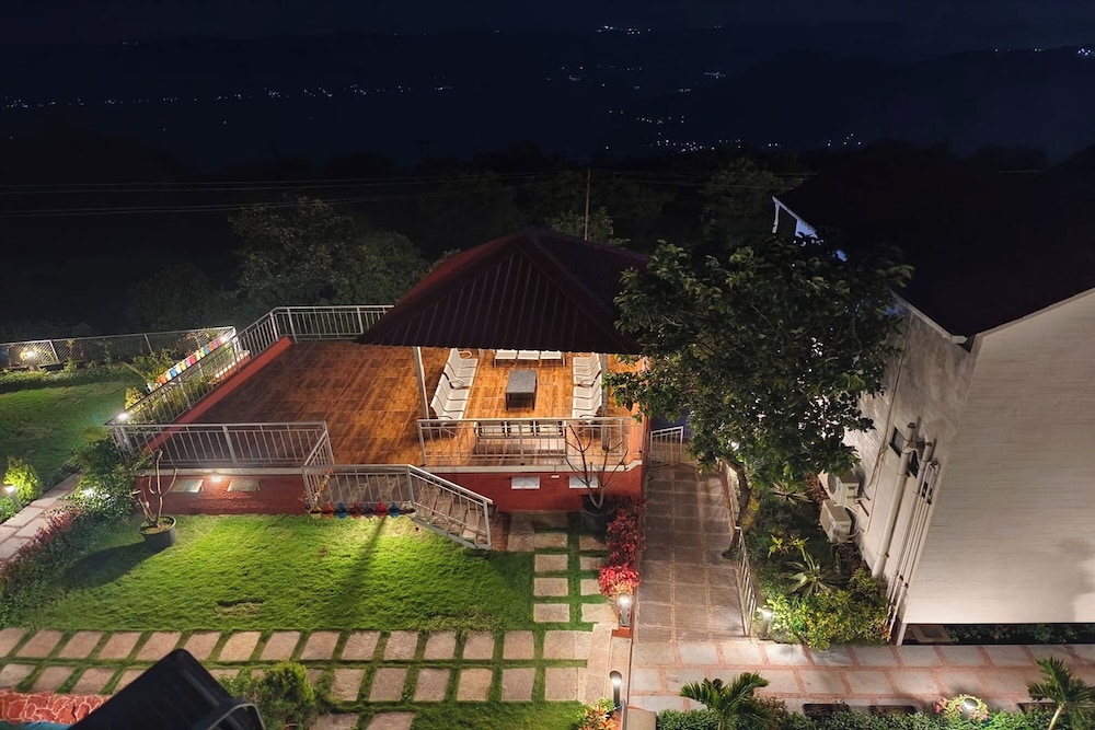 Rhythm Eco And Agro Stays