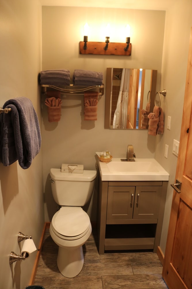 Columbine Inn