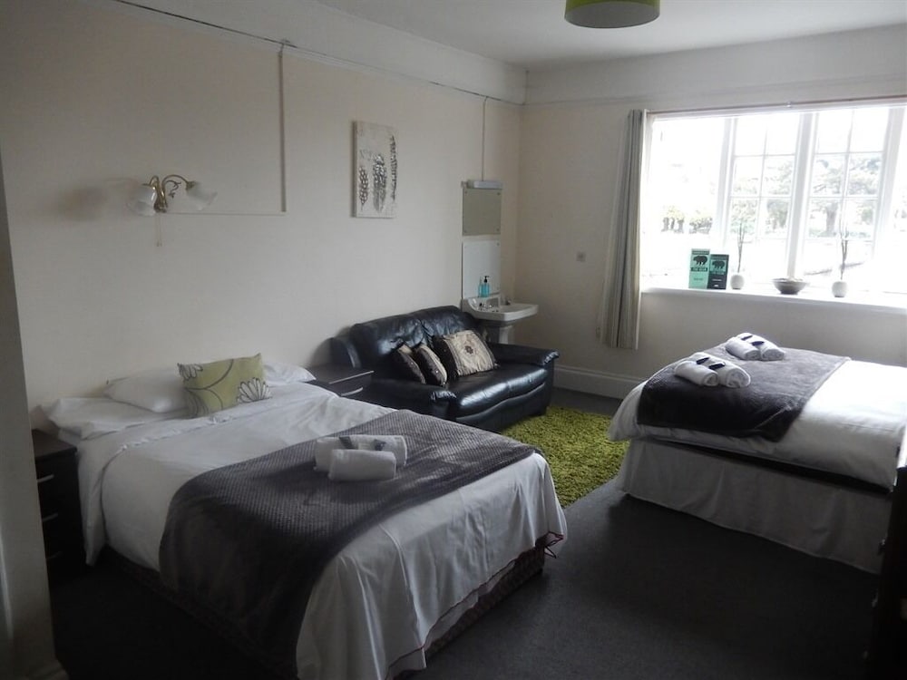 Marlborough Vacations - The Bear Marlborough - Property Image 44