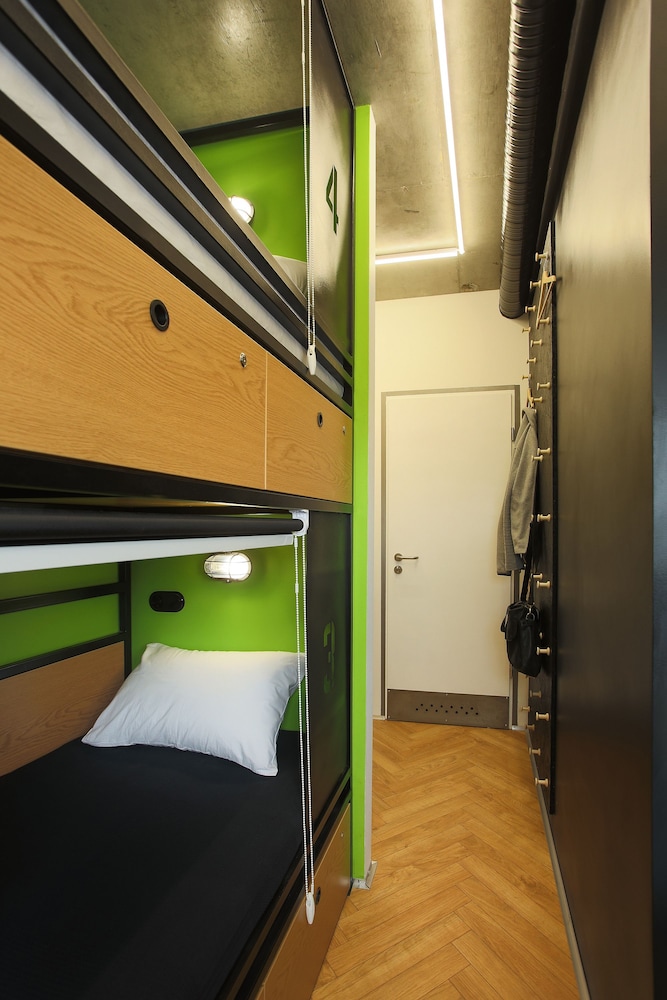 Suffix Hostel & Apartments