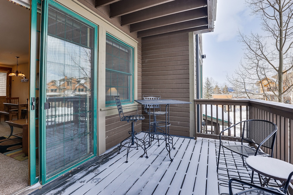 Ski-in/ski-out Granby Ranch Condo w/ Pool Access - Property Image 4