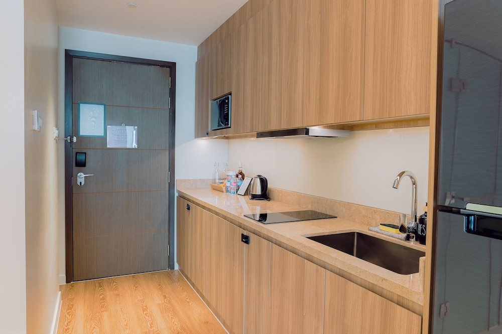 Hotel Residences at Acqua