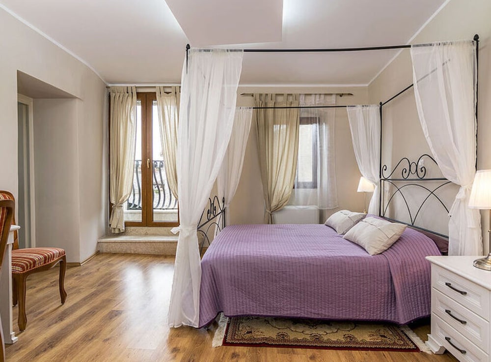 Villa San Vincenti