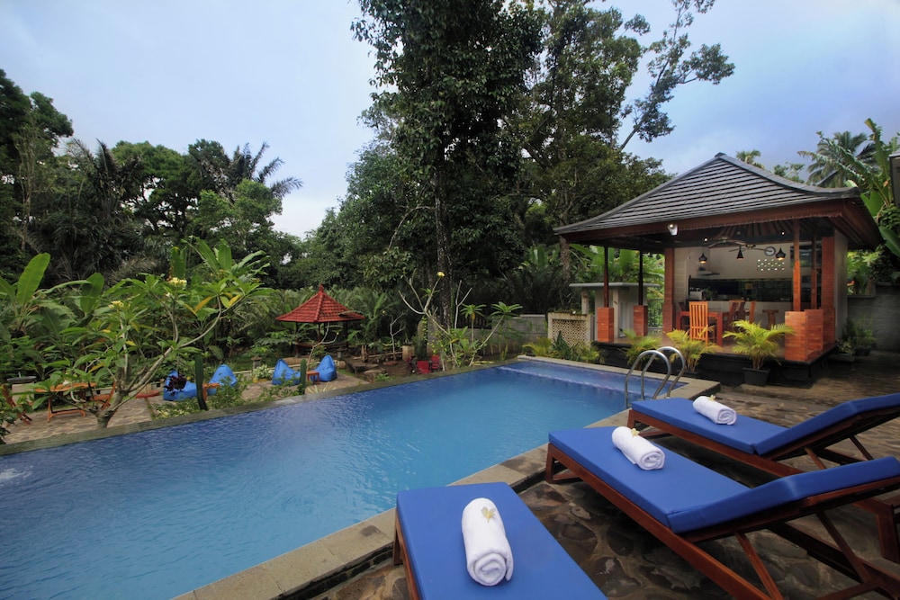 Dhanya Villa Karangasem