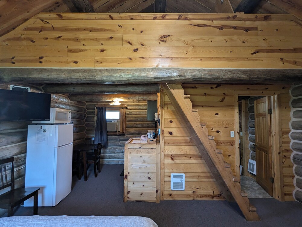 Gold Camp Cabins