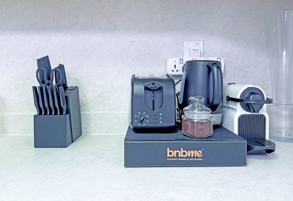 bnbme - Golf Tower - 2 BDR