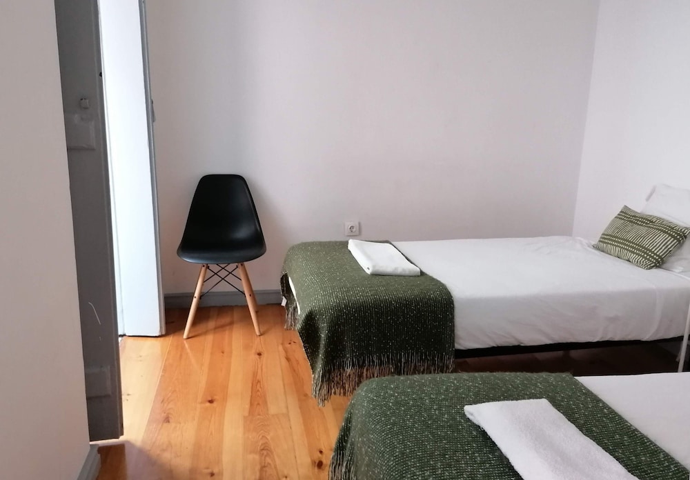 Apartment With Yard in Alfama view 3