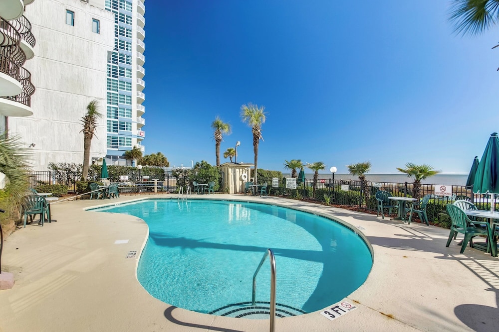 Palms Resort Condos