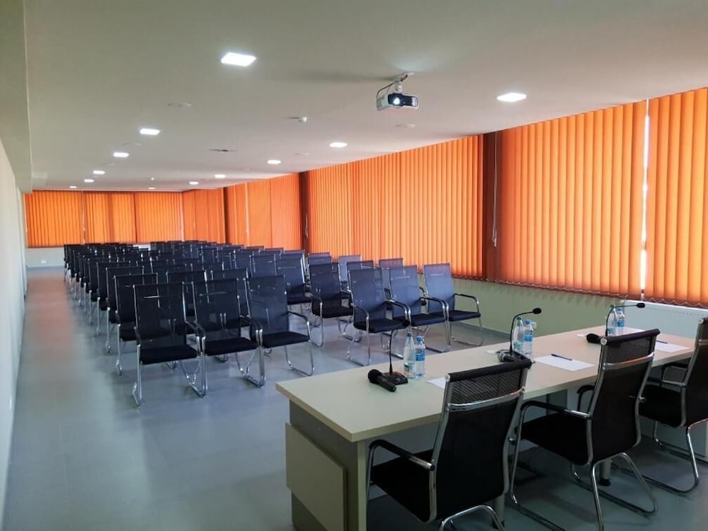 meeting & event spaces