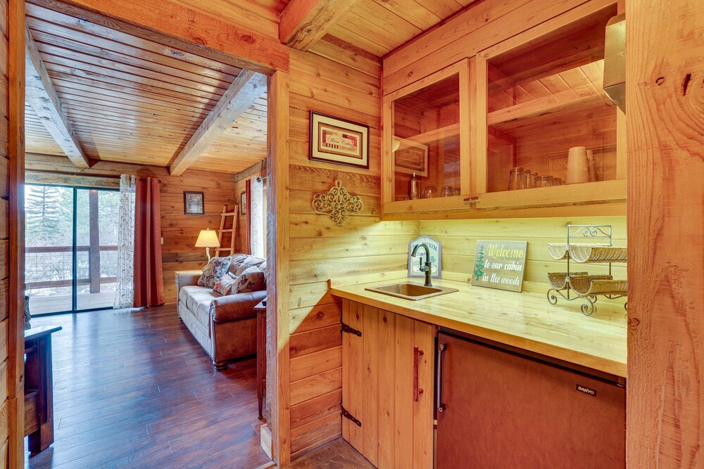 Serene Nature Getaway w/ Deck + Pool Access! view 5
