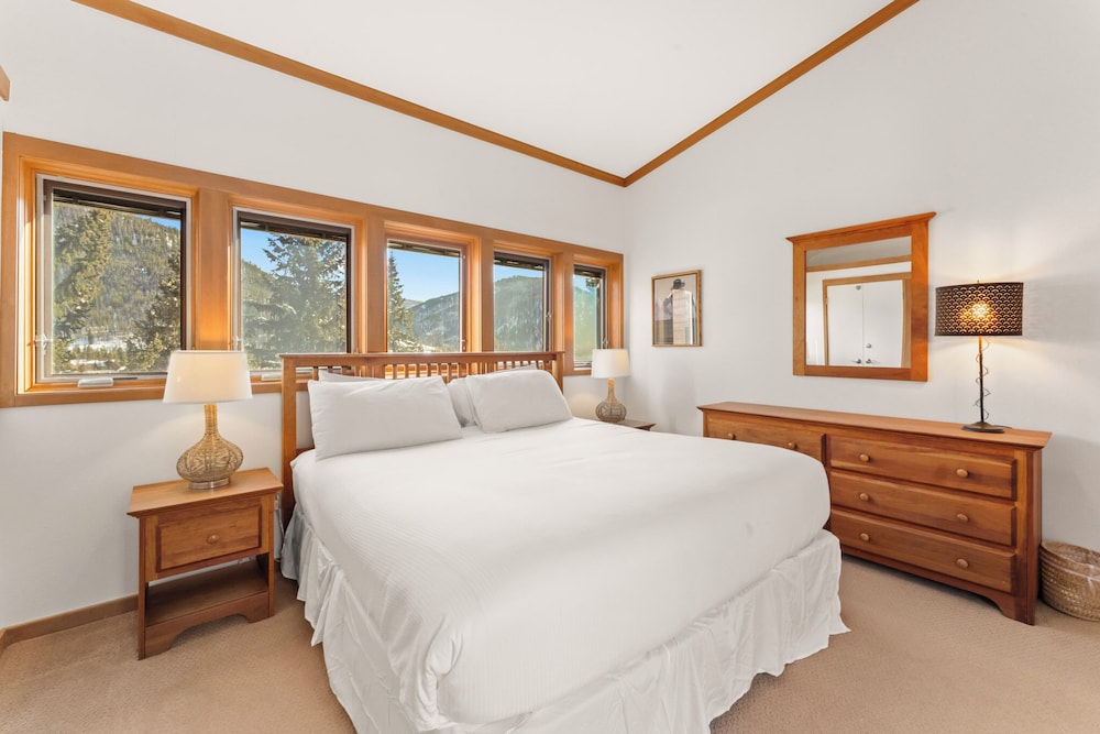 Tennis Townhome #1321 : 2