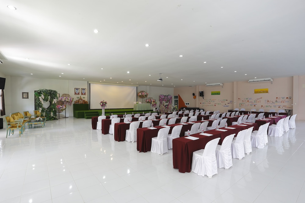Play La Ploen Boutique Resort