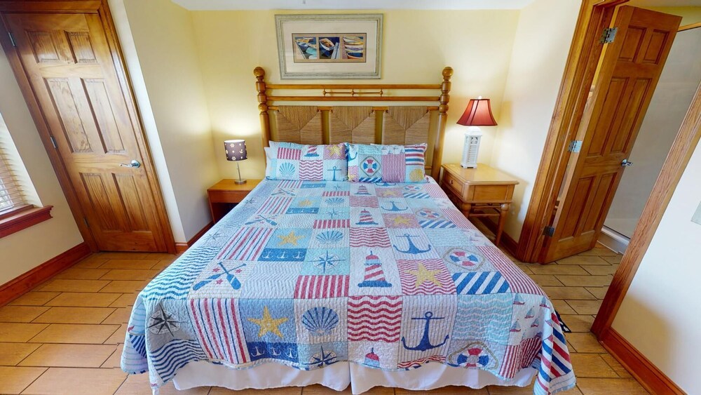 Tybee Beach Club 113 by Tybee Vacation Rentals