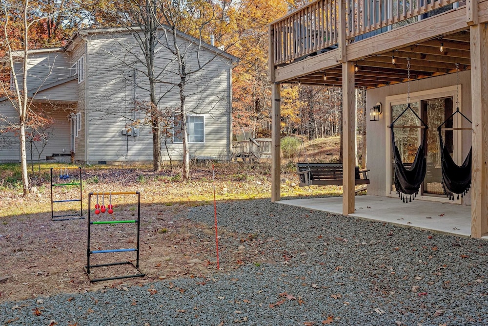 Stephen Way by Avantstay Hot Tub + Game Room Albrightsville