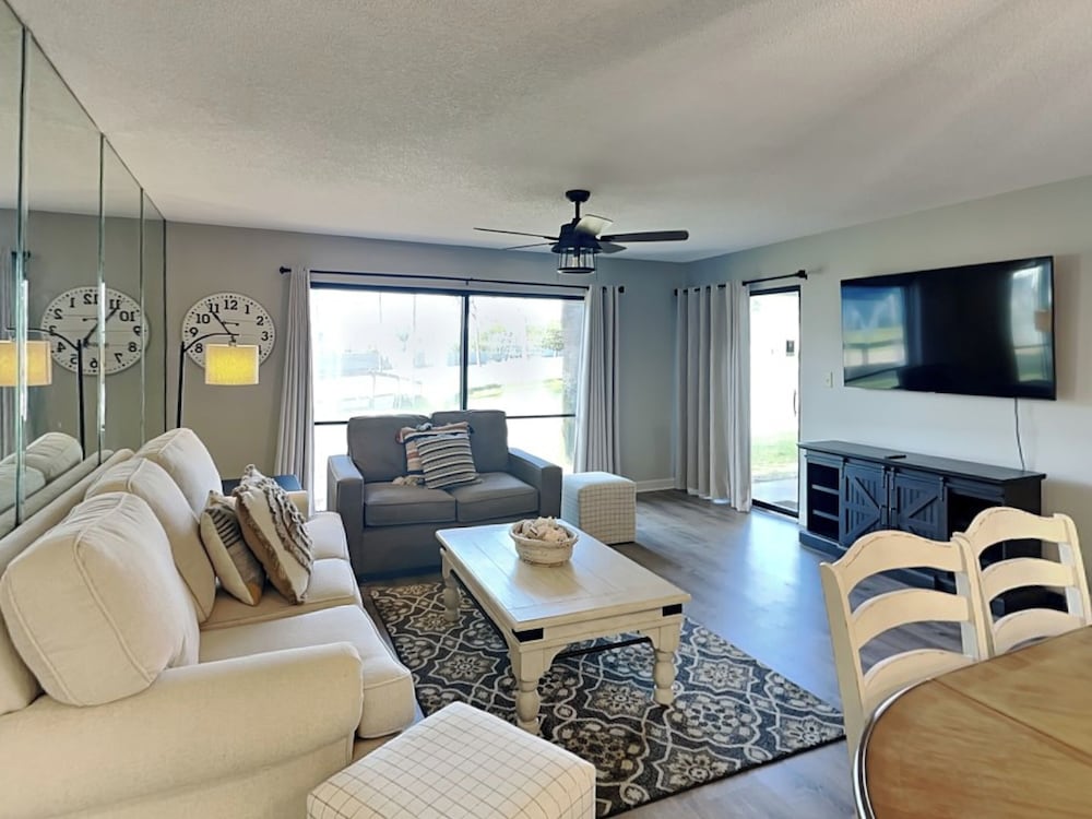Edgewater Villa #901 by Resort Collection
