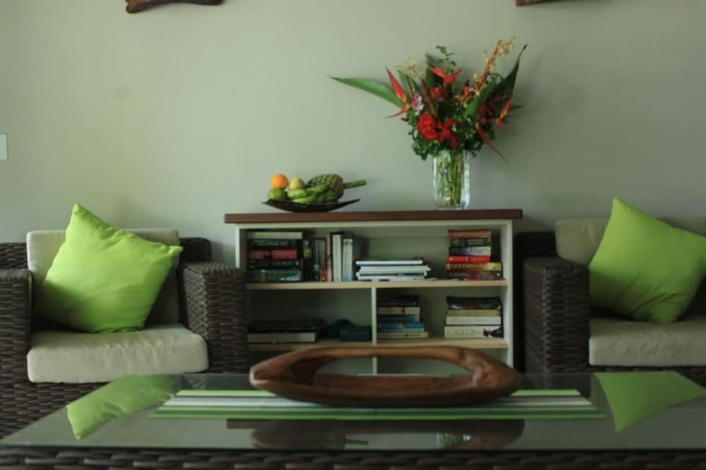 Mahimahi Villas