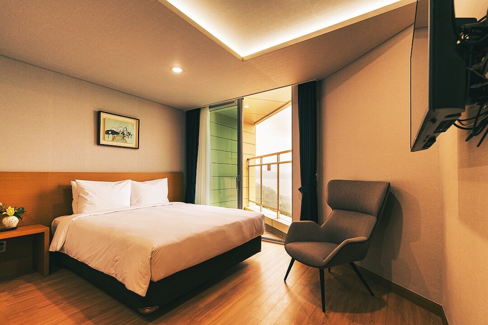 Kwangsu Hotel Haeundae 40