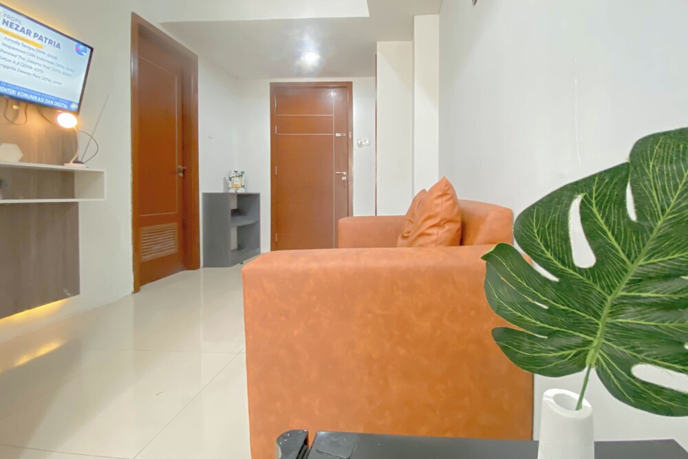 Warm And Comfortable 1Br Apartment At Vittoria Residence