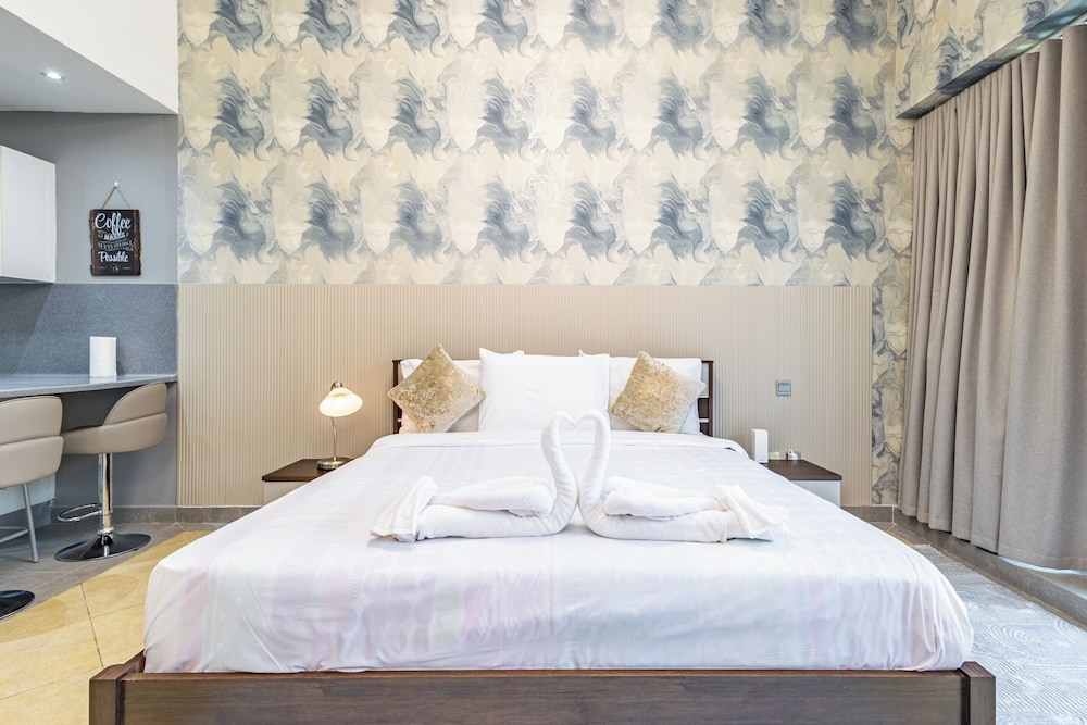 Superhost Cozy Studio Near Dubai Marina