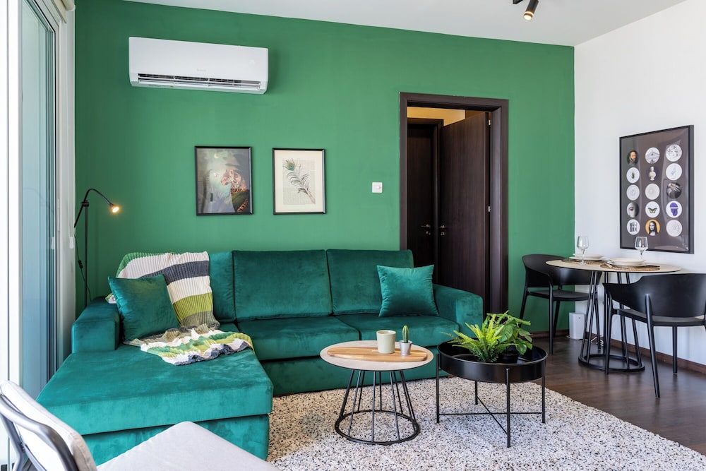 Harbor Apartments in Larnaca