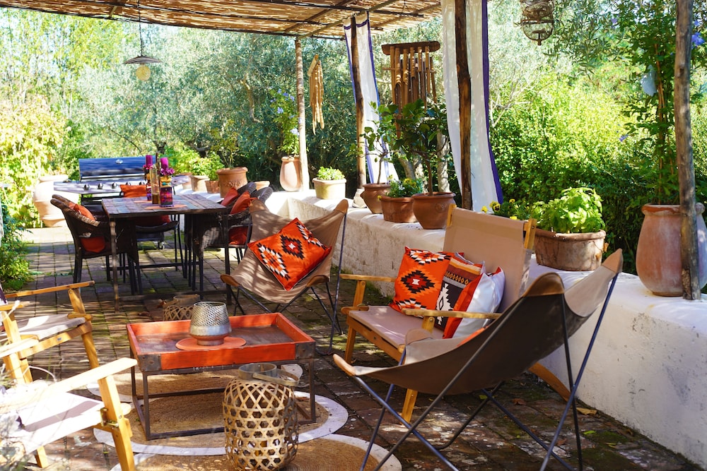Villa Ilaria With Pool Outdoor Living view 4
