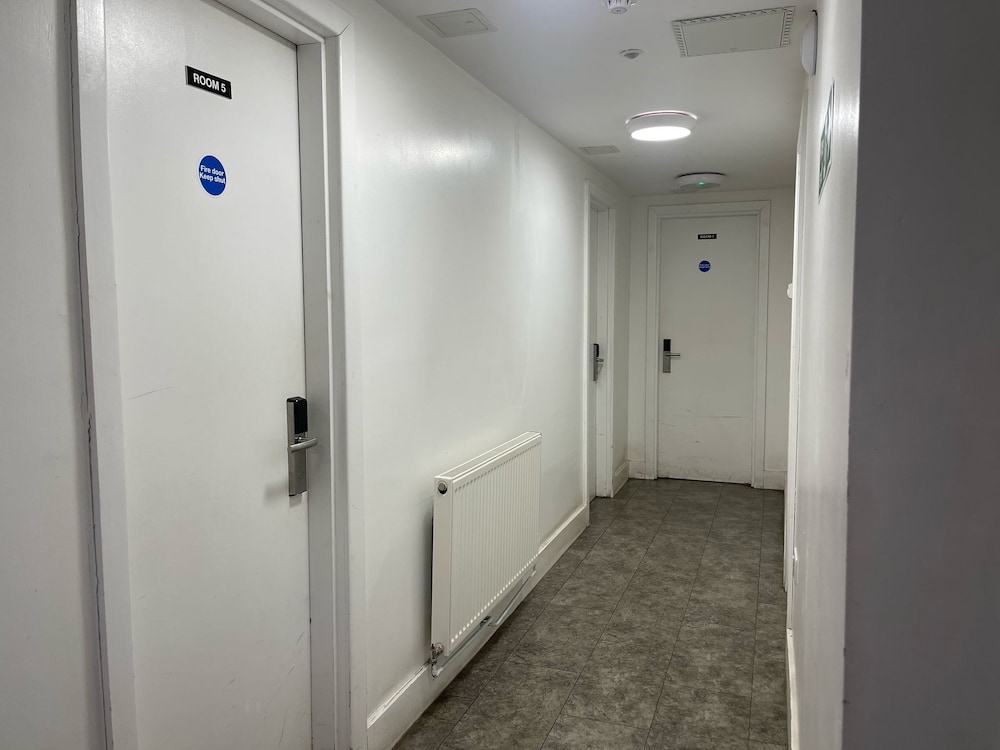 Rahman Hostel - Manchester
