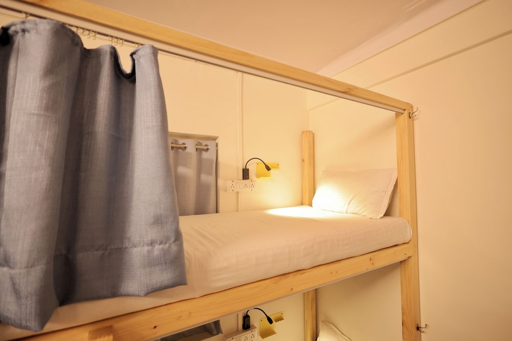 Locomo Hostel Mini - 9 mins from airport