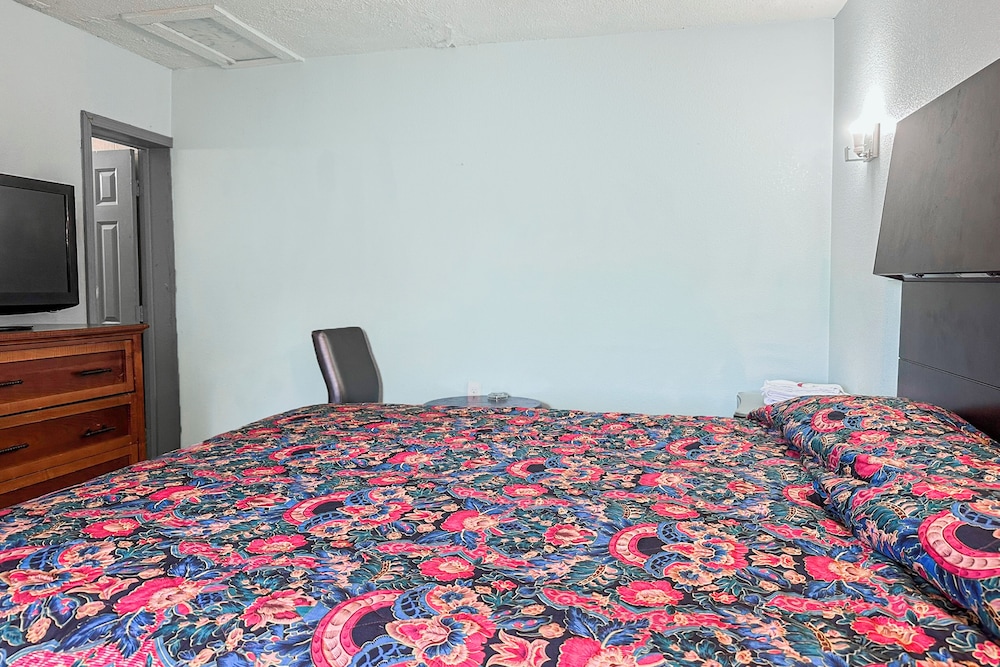 OYO Hotel Jonesboro Near Atlanta Airport