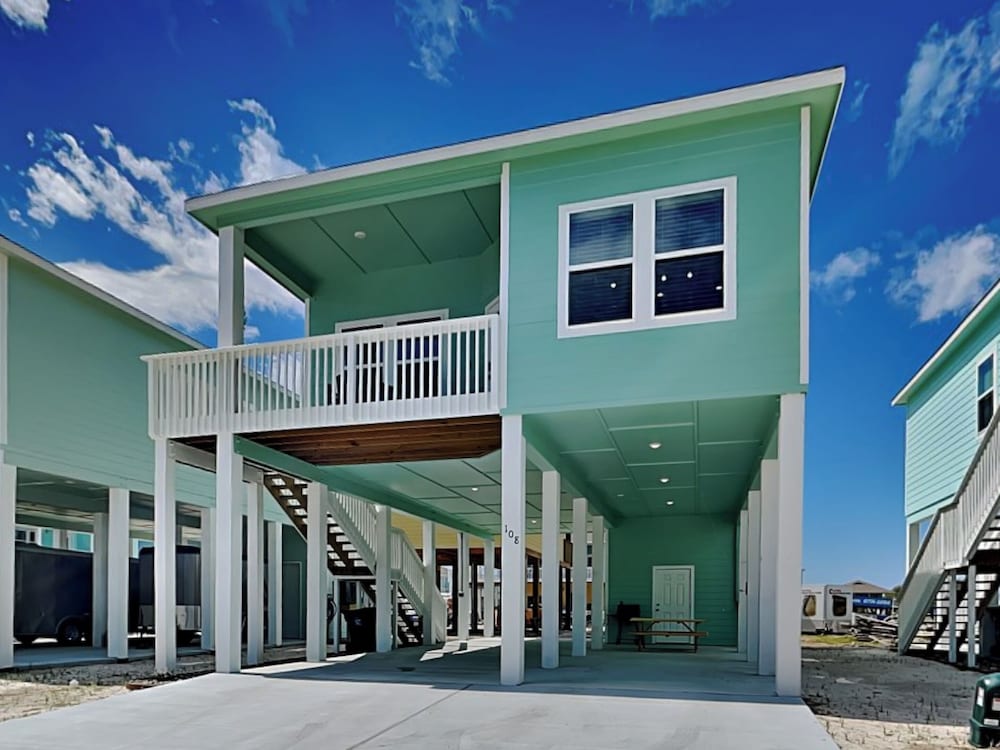 Pelican's Landing view 4