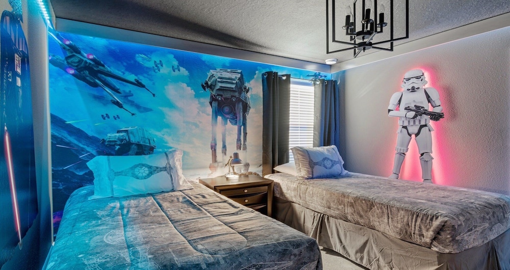 Opulent Retreat With Private Pool Near Disney view 5