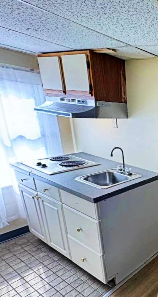 Mari-Anne Motel - Property Image 18