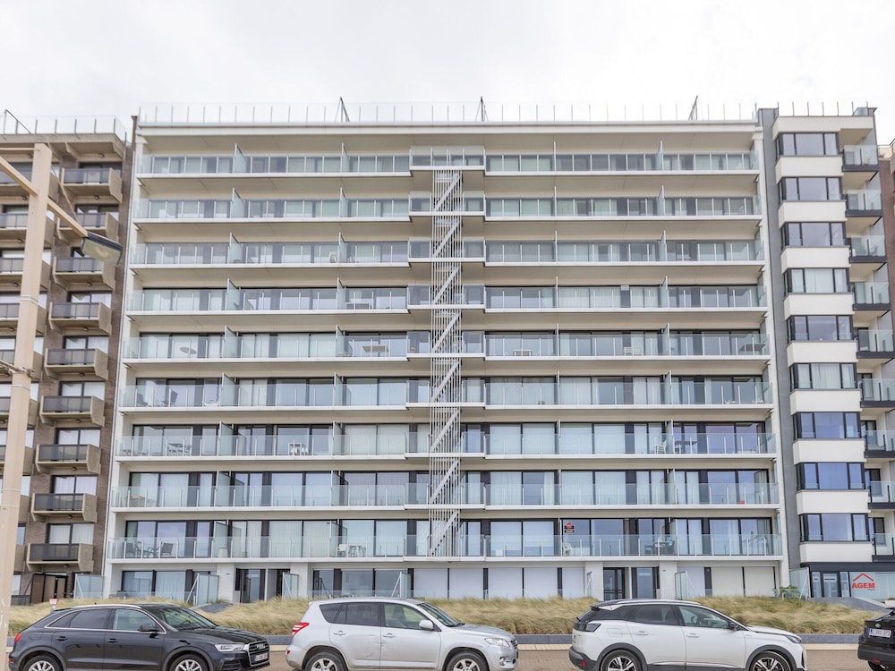 Apartment on the 8th Floor With Terrace