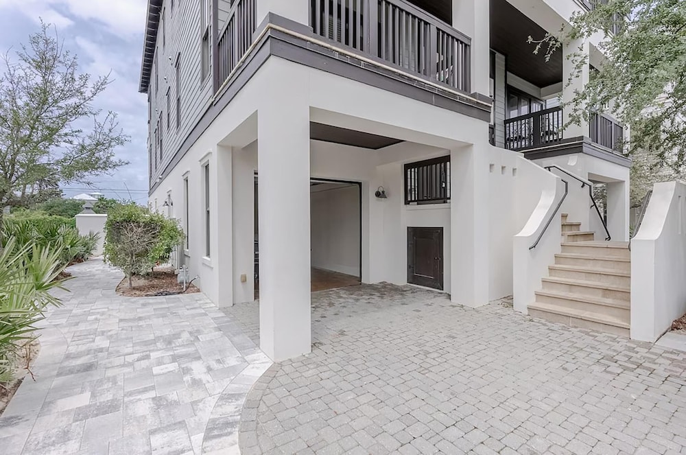 Inlet Beach Retreat 202