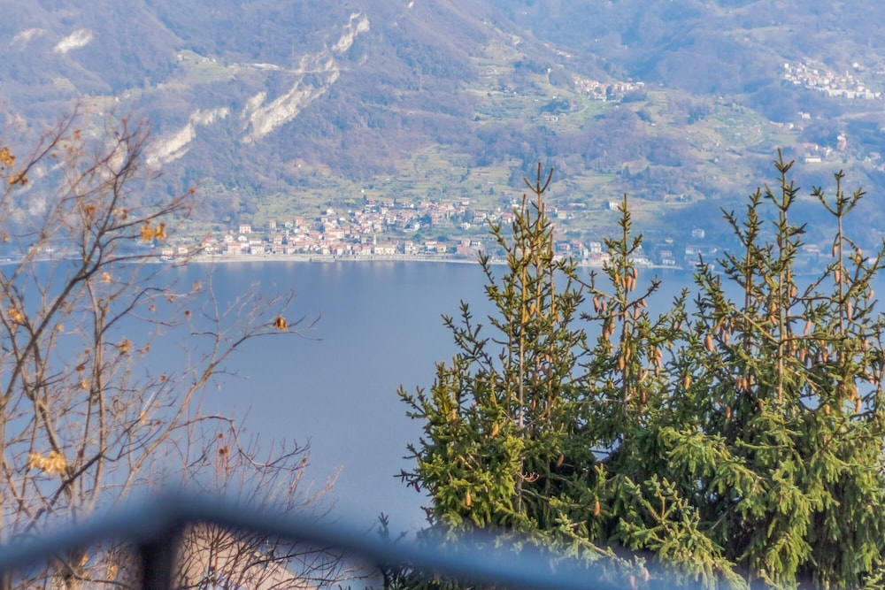 Family Villa With Stunning Lake View by Wonderful Italy photo 5